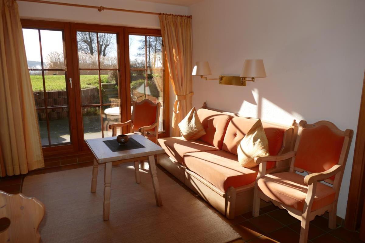 Am App. 2 Ponitz am See